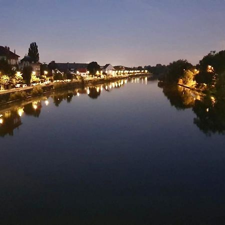 Ap101 Disneyland A 15 Min En Voiture, Lagny Au Coeur De Centre Ville, 30 Min A Paris En Voiture المظهر الخارجي الصورة